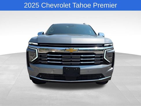 Used 2025 Chevrolet Tahoe Premier AWD/4WD image 9