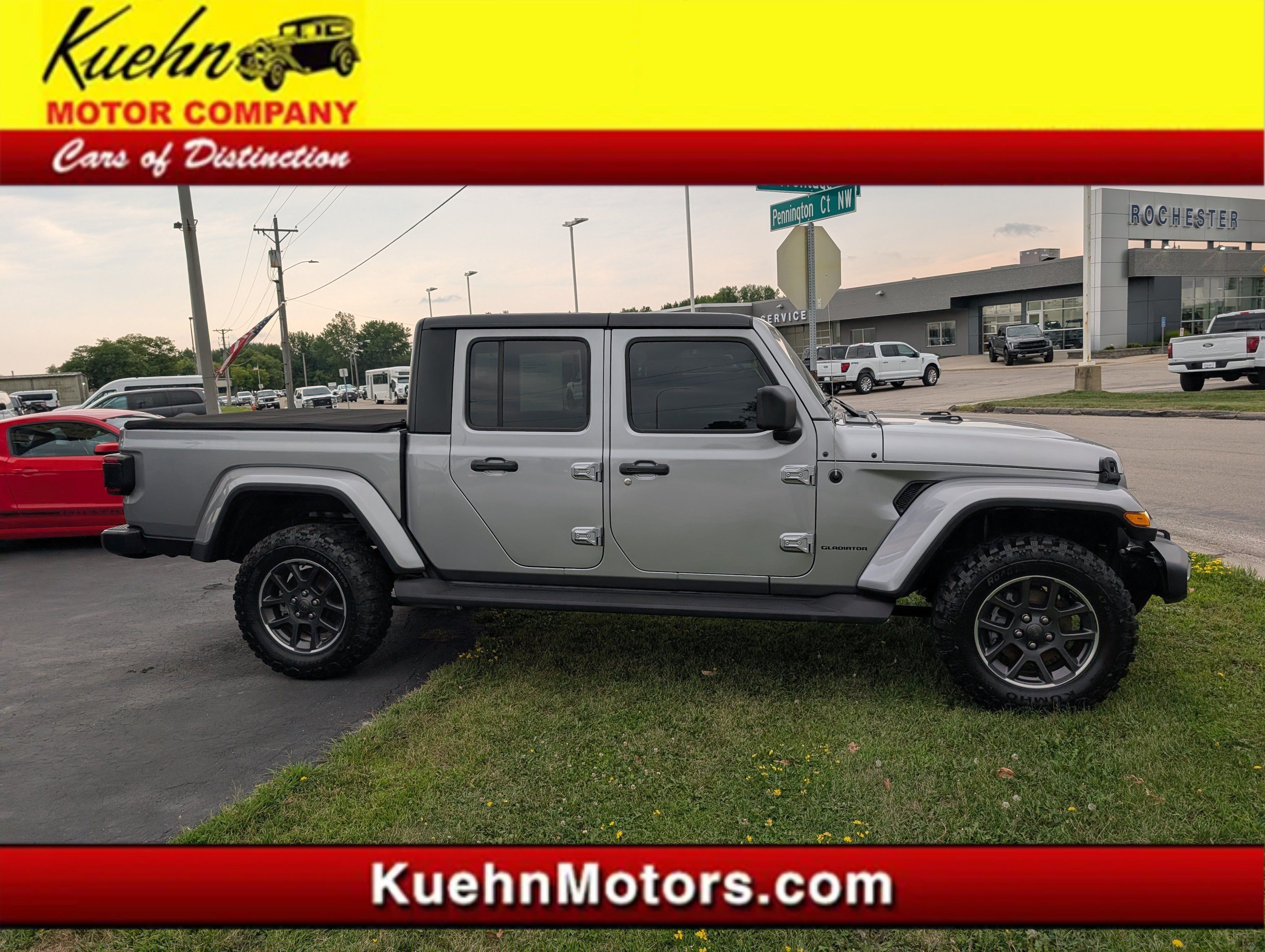 Used 2020 Jeep Gladiator Overland w/ Dual Top Group AWD/4WD image 1