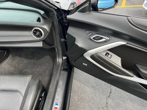 Used 2018 Chevrolet Camaro LT image 28