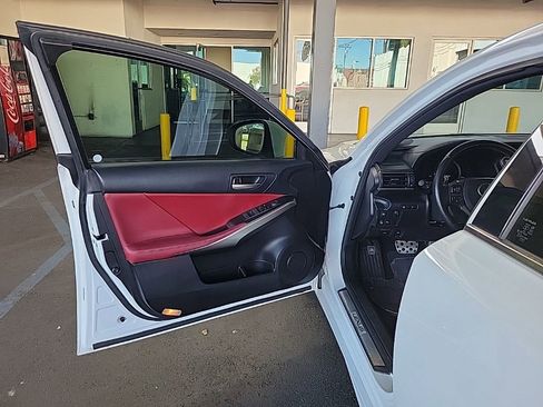 Used 2019 Lexus IS 300 F Sport w/ F Sport Package image 12