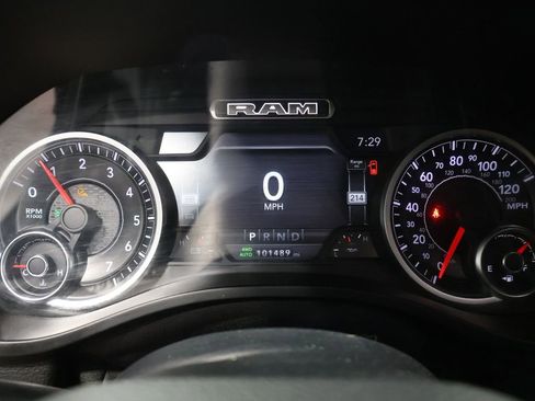 Used 2019 RAM 1500 Laramie image 38