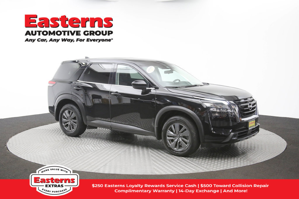 Used 2024 Nissan Pathfinder S AWD/4WD image 46