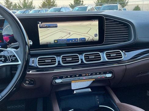 New 2026 Mercedes-Benz GLS 450 4MATIC image 7