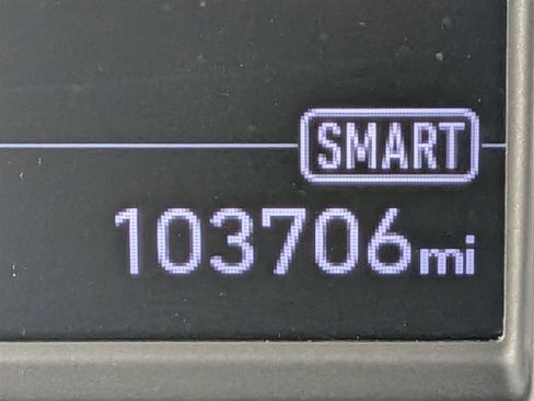 Used 2020 Hyundai Elantra SEL image 18