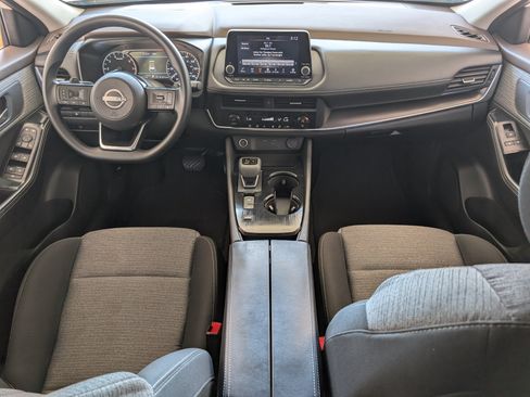 Used 2023 Nissan Rogue SV FWD image 22