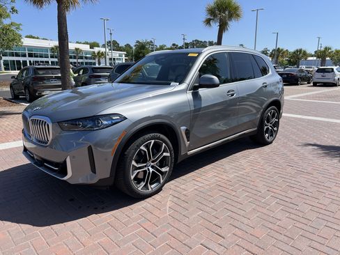 Used 2026 BMW X5 xDrive40i image 5
