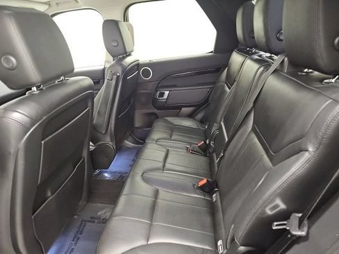 Used 2018 Land Rover Discovery SE AWD/4WD image 31