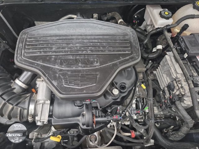Used 2024 Cadillac XT5 Premium Luxury w/ LPO, Floor Liner Package AWD/4WD image 28
