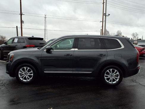 Used 2022 Kia Telluride LX image 19