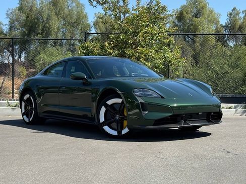 New 2025 Porsche Taycan Turbo S AWD/4WD image 9