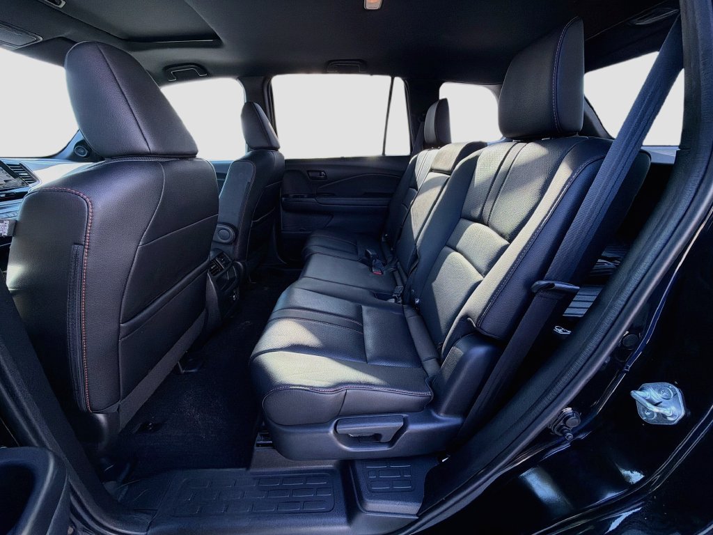 Certified 2023 Honda Passport TrailSport image 24