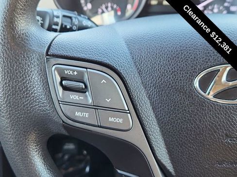 Used 2017 Hyundai Santa Fe Sport image 34