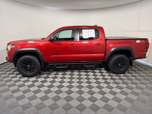Used 2023 Toyota Tacoma SR5 image 3