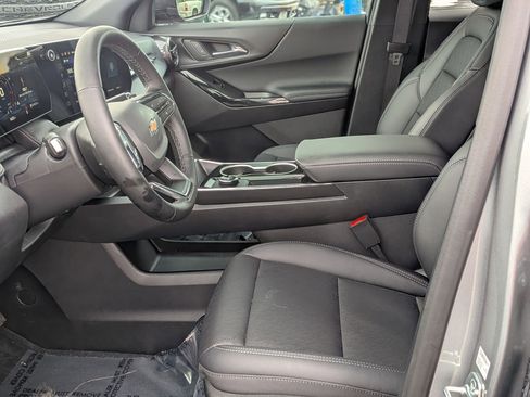 Certified 2026 Chevrolet Equinox LT w/ Convenience Package II image 16