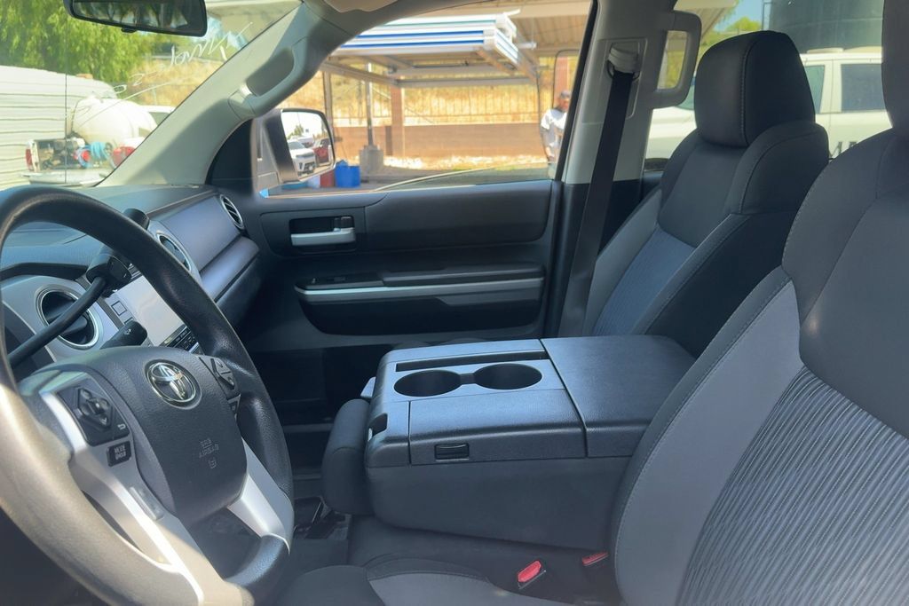 Used 2015 Toyota Tundra SR5 RWD image 11