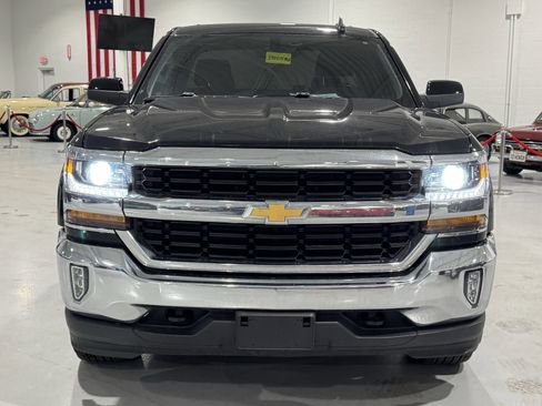 Used 2019 Chevrolet Silverado 1500 LT w/ All Star Edition image 13