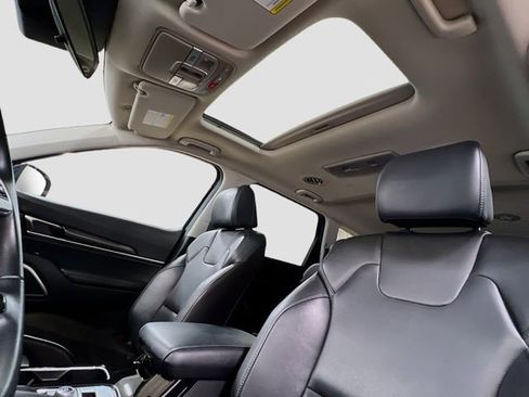 Used 2024 Kia Telluride S w/ S Sunroof Package image 22