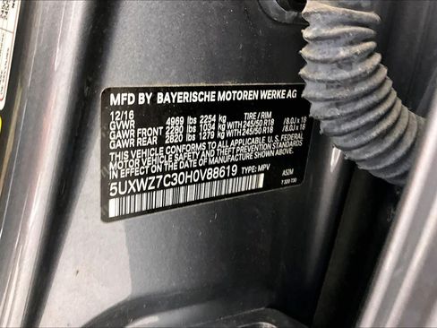 Used 2017 BMW X3 sDrive28i RWD image 32