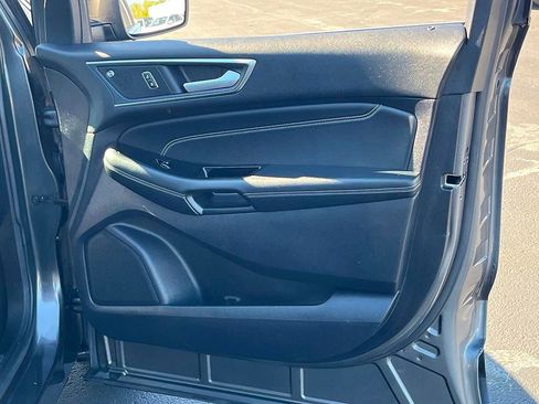 Used 2019 Ford Edge Titanium w/ Cold Weather Package image 35