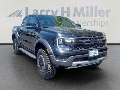 Certified 2025 Ford Ranger Raptor AWD/4WD image 7