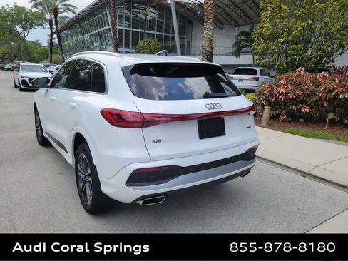 Certified 2025 Audi Q5 Premium w/ Convenience Package AWD/4WD image 6