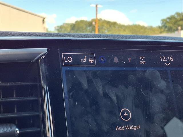 Certified 2025 Chrysler Pacifica Limited FWD image 20