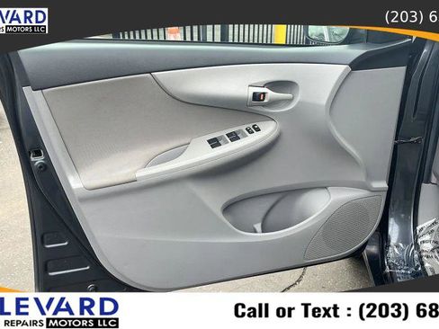 Used 2012 Toyota Corolla L image 25