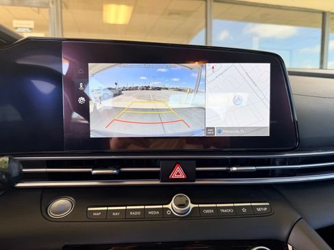 Used 2024 Hyundai Elantra SEL w/ Convenience Package FWD image 26