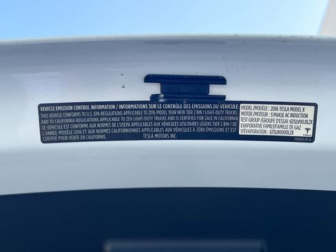 Used 2016 Tesla Model X P90D image 30