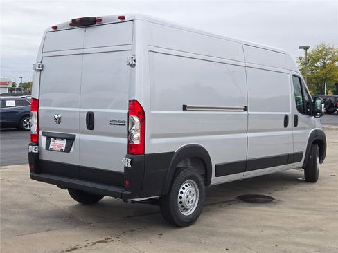 New 2026 RAM ProMaster 2500 image 13