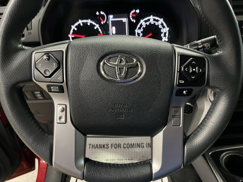 Used 2021 Toyota 4Runner SR5 Premium w/ Moonroof Package AWD/4WD image 20