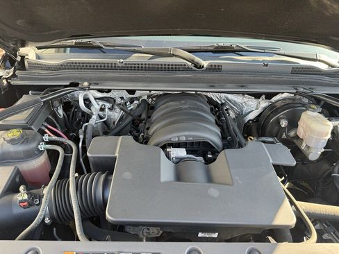 Used 2017 Chevrolet Tahoe LT image 35