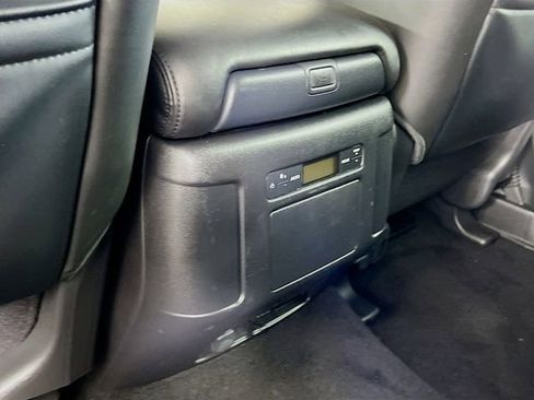 Used 2022 Nissan Armada SL image 26