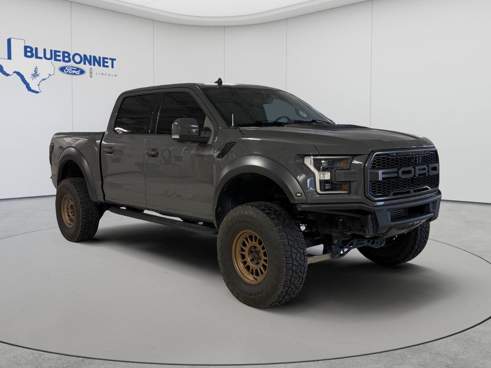 Used 2020 Ford F150 Raptor w/ Equipment Group 802A Luxury AWD/4WD image 3