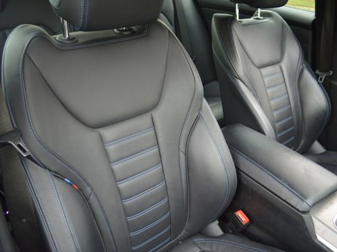 Used 2019 BMW 330i Sedan w/ M Sport Package image 36