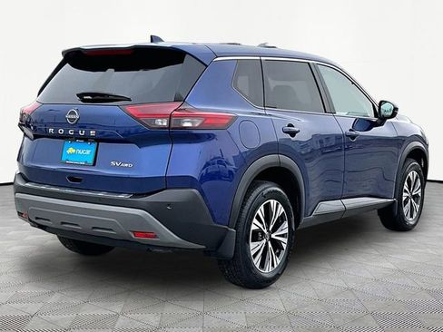 Used 2023 Nissan Rogue SV image 6