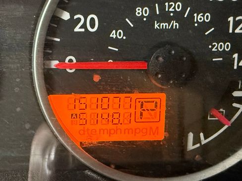 Used 2012 Nissan Pathfinder SV RWD image 28