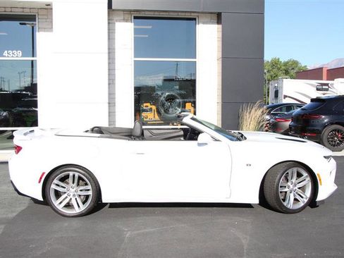 Used 2017 Chevrolet Camaro SS RWD image 14