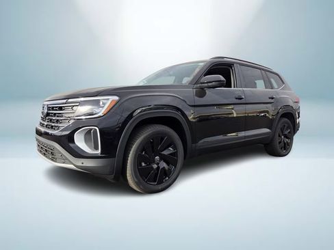 New 2026 Volkswagen Atlas SE FWD image 2