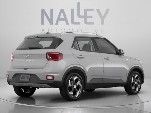New 2026 Hyundai Venue SEL FWD image 3