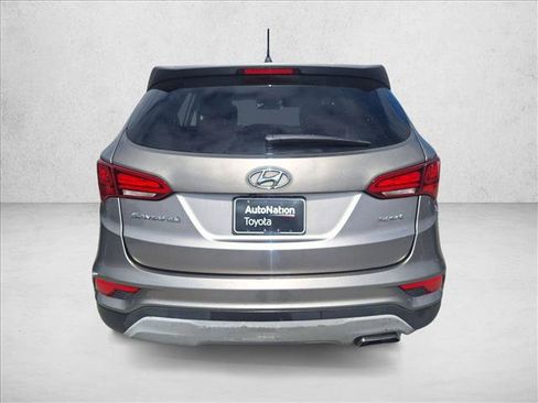 Used 2018 Hyundai Santa Fe Sport FWD image 6
