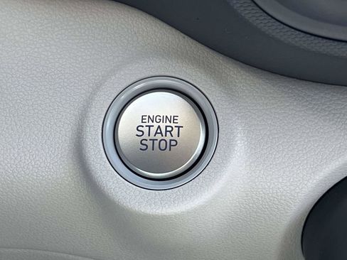 New 2026 Hyundai Venue SEL image 19