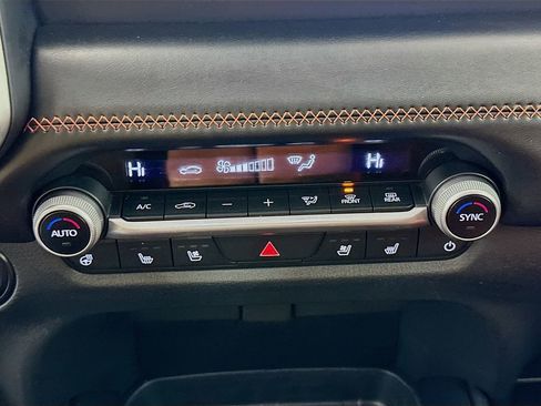 Used 2025 MAZDA CX-50 AWD 2.5 Turbo w/ Weather Package image 16