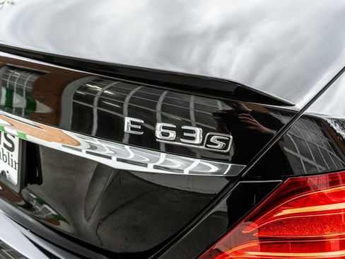 Used 2019 Mercedes-Benz E 63 AMG S image 46