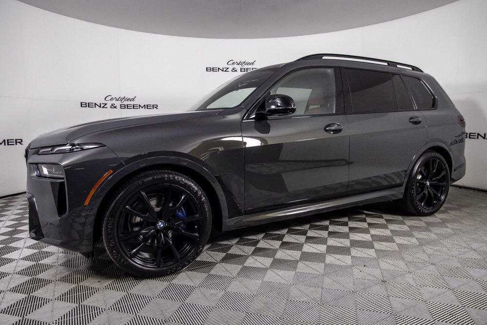 Used 2024 BMW X7 M60i AWD/4WD image 9