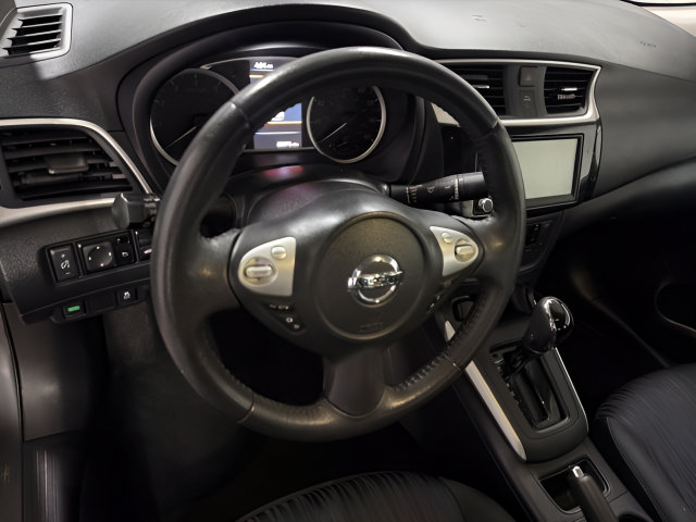 Used 2019 Nissan Sentra SV FWD image 18