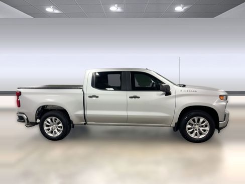 Used 2019 Chevrolet Silverado 1500 Custom w/ Custom Value Package image 7