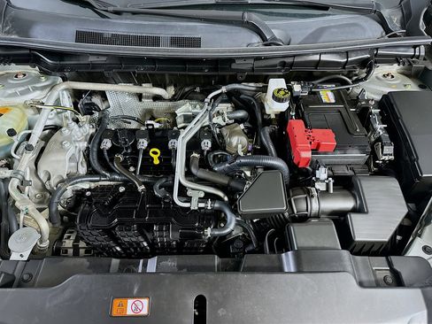 Used 2024 Mitsubishi Outlander SE image 36