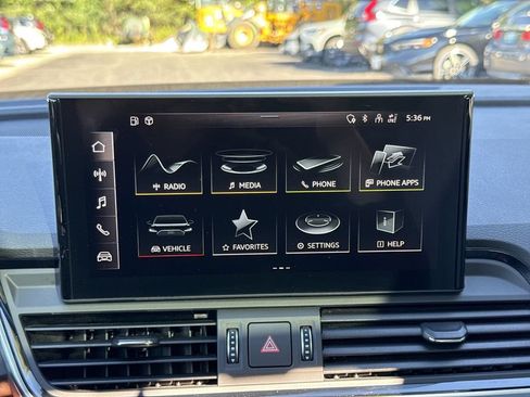 Used 2022 Audi Q5 2.0T Premium Plus w/ Premium Plus Package AWD/4WD image 20