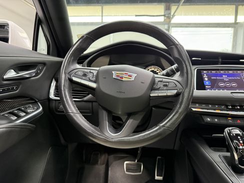 Used 2020 Cadillac XT4 Sport w/ Sun And Sound Package AWD/4WD image 12